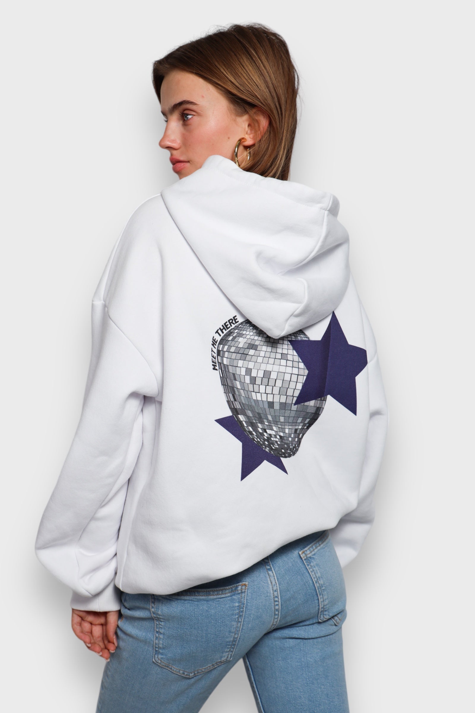 GlamShine Hoodie - Confort et Glamour Rétro pour Votre Garde-Robe