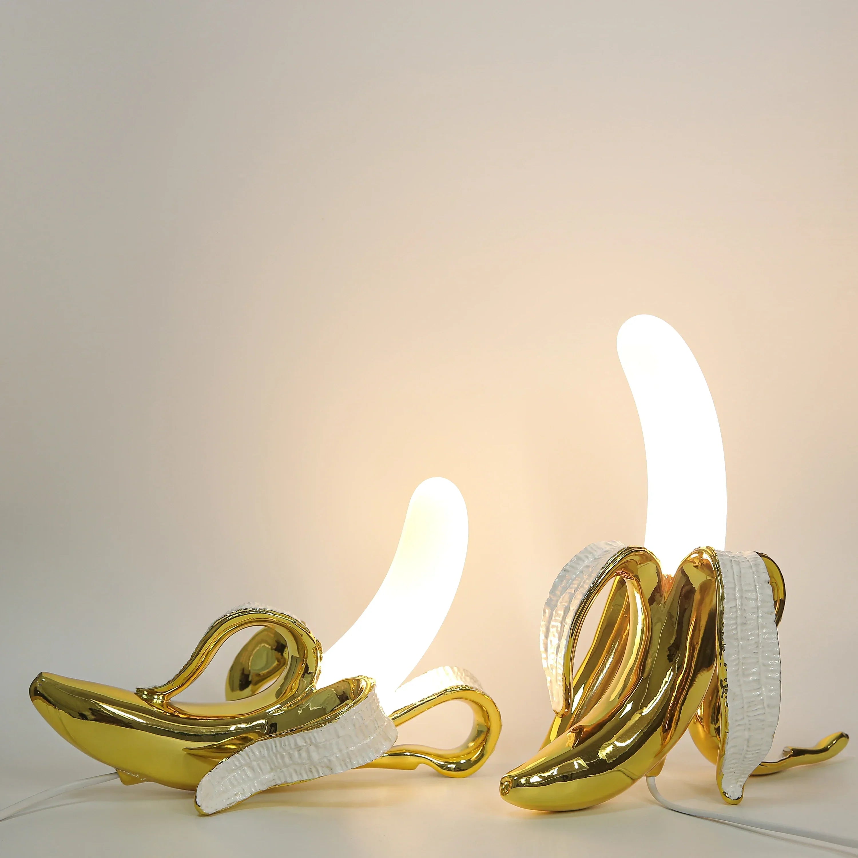 BananaShine - Lampe de Table Chic en Forme de Banane